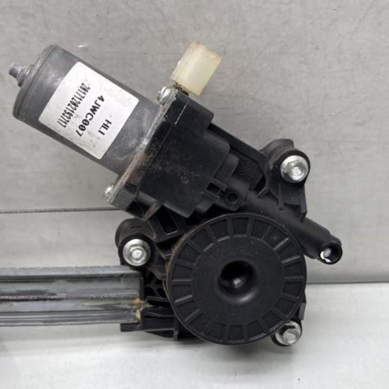 Leve vitre electrique avant droit SUZUKI BALENO 2 Photo n°3