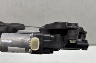 Leve vitre electrique avant droit SUZUKI BALENO 2