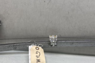 Leve vitre electrique avant droit SUZUKI BALENO 2