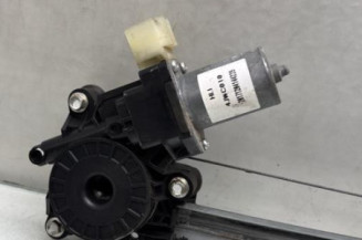 Leve vitre electrique avant gauche SUZUKI BALENO 2