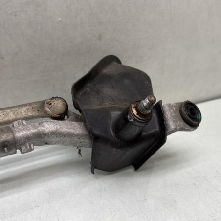 Moteur essuie glace avant SUZUKI BALENO 2