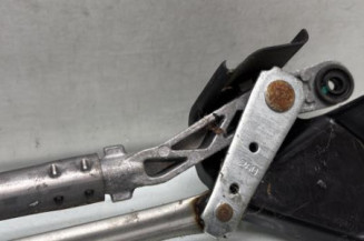 Moteur essuie glace avant SUZUKI BALENO 2