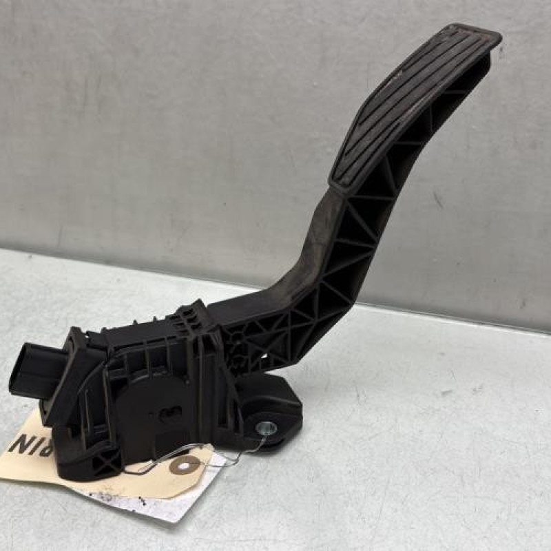 Pedale d'accelerateur SUZUKI BALENO 2 Photo n°2