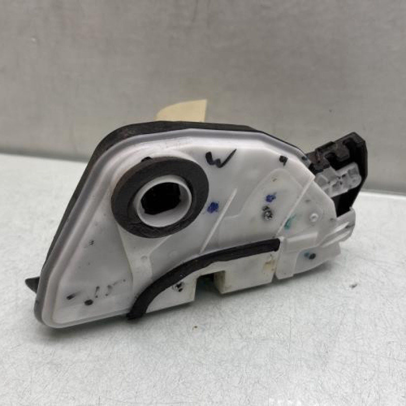 Serrure avant gauche SUZUKI BALENO 2 Photo n°3