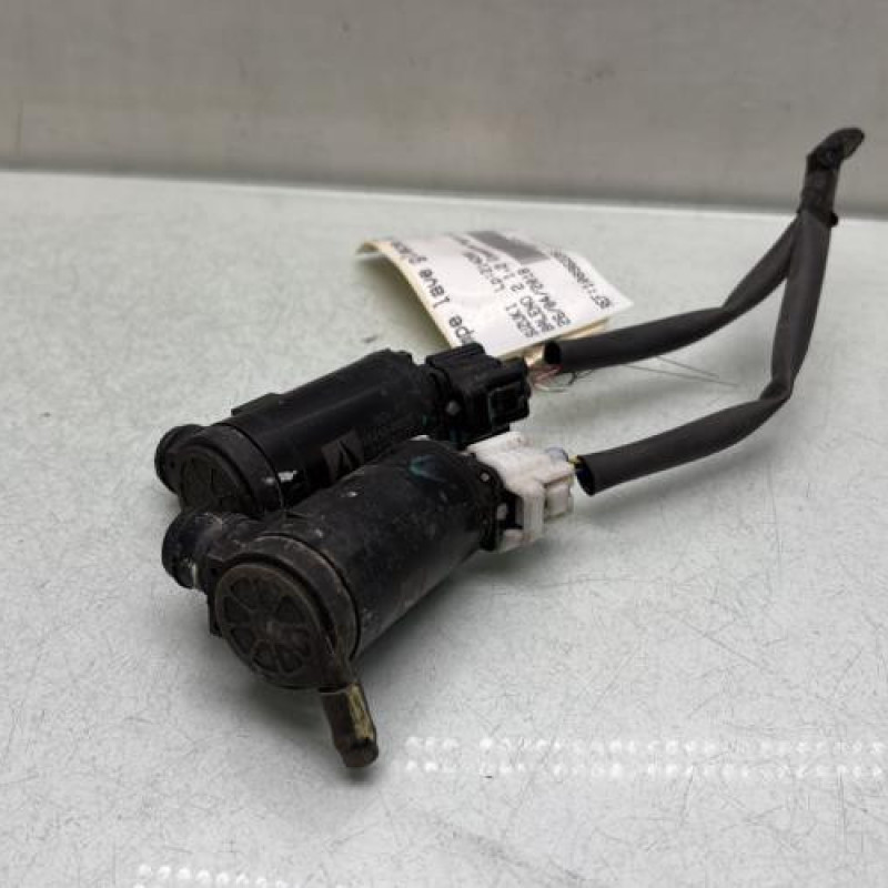 Pompe lave glace avant SUZUKI BALENO 2 Photo n°1