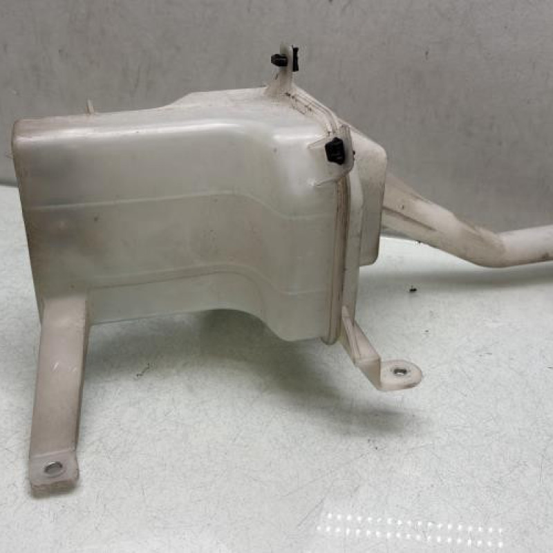 Vase de lave glace SUZUKI BALENO 2 Photo n°3