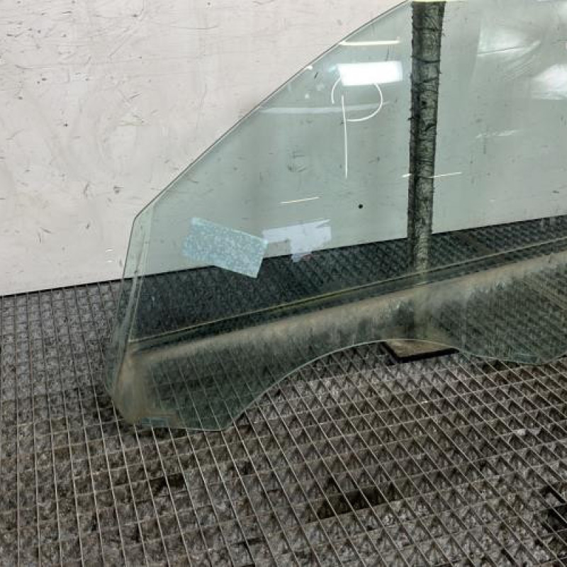 Vitre avant gauche ALFA ROMEO 159 Photo n°2