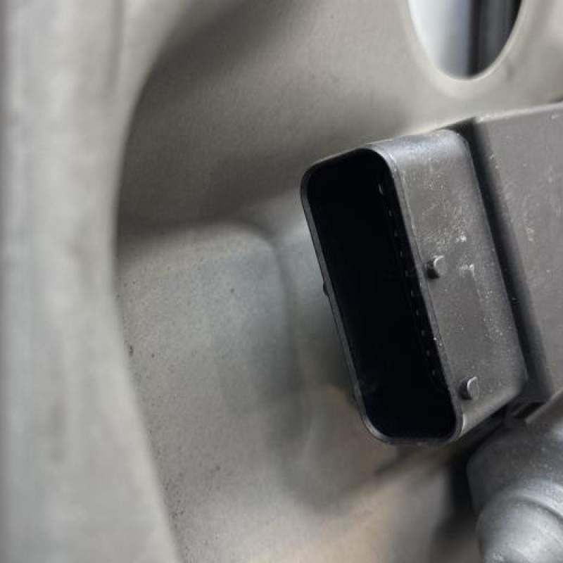 Leve vitre electrique avant droit VOLKSWAGEN GOLF 4 Photo n°5