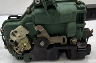 Serrure avant gauche VOLKSWAGEN GOLF 4