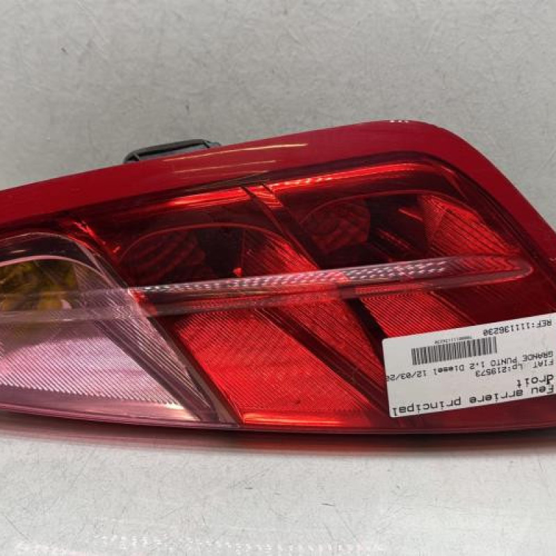 Feu arriere principal droit (feux) FIAT GRANDE PUNTO Photo n°3