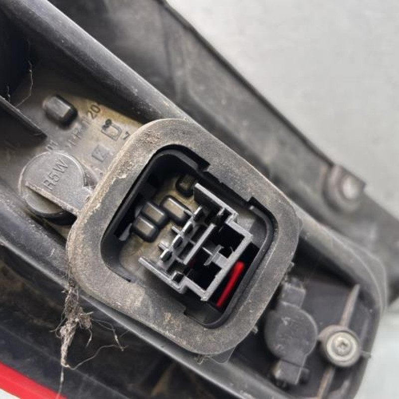 Feu arriere principal droit (feux) FIAT GRANDE PUNTO Photo n°5