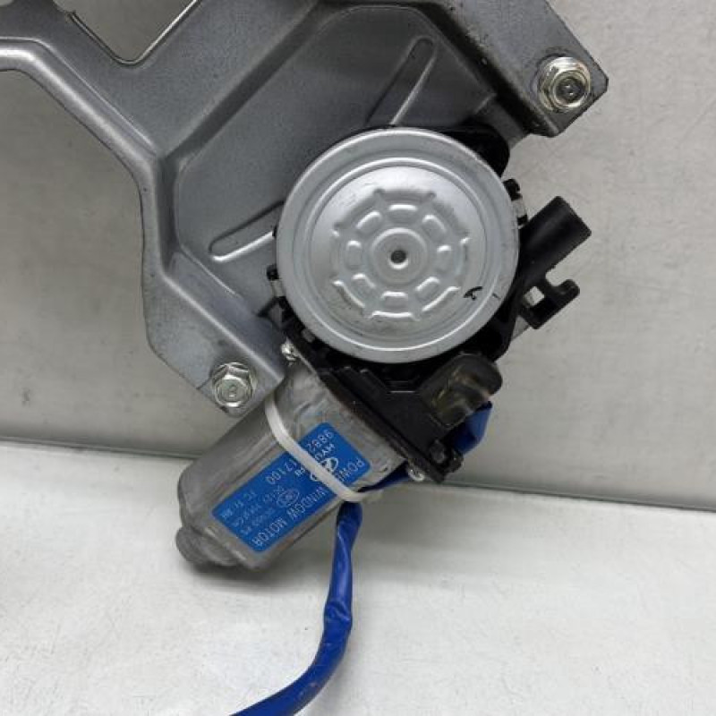 Leve vitre electrique avant droit HYUNDAI MATRIX Photo n°3
