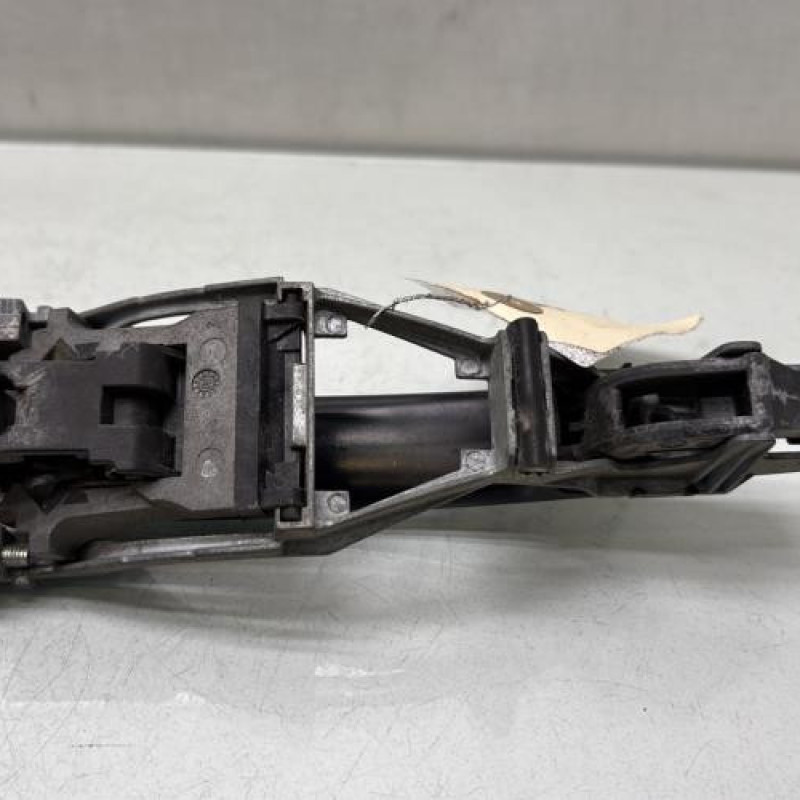 Poignee porte avant droit VOLKSWAGEN POLO 4 Photo n°4