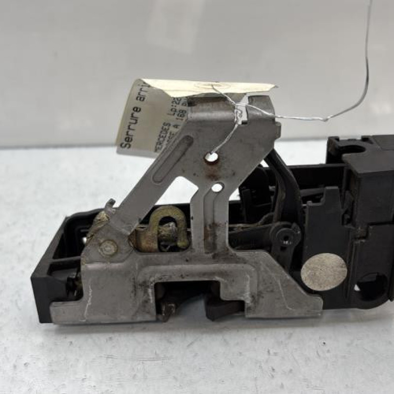 Serrure arriere gauche MERCEDES CLASSE A 168 Photo n°2