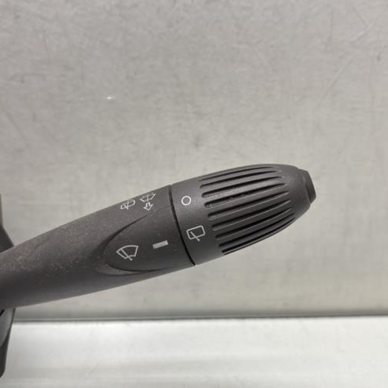 Com (Bloc Contacteur Tournant+Commodo Essuie Glace+Commodo Phare) FIAT PANDA 2 Photo n°4