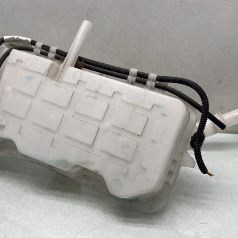 Vase de lave glace PEUGEOT PARTNER 3 Photo n°2