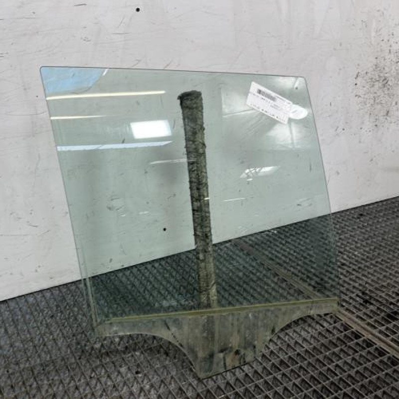 Vitre arriere droit BMW X3 F25 Photo n°2