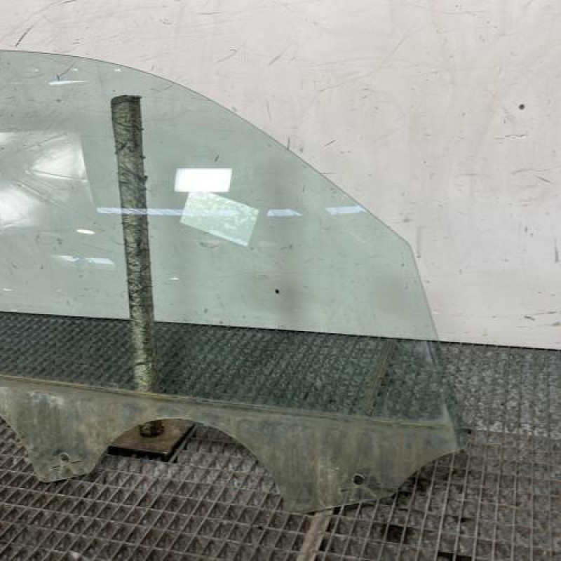 Vitre avant droit BMW X3 F25 Photo n°2