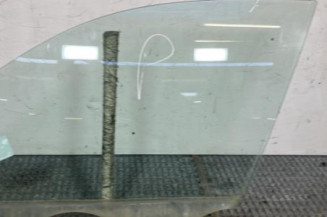 Vitre avant gauche BMW X3 F25 Photo n°1