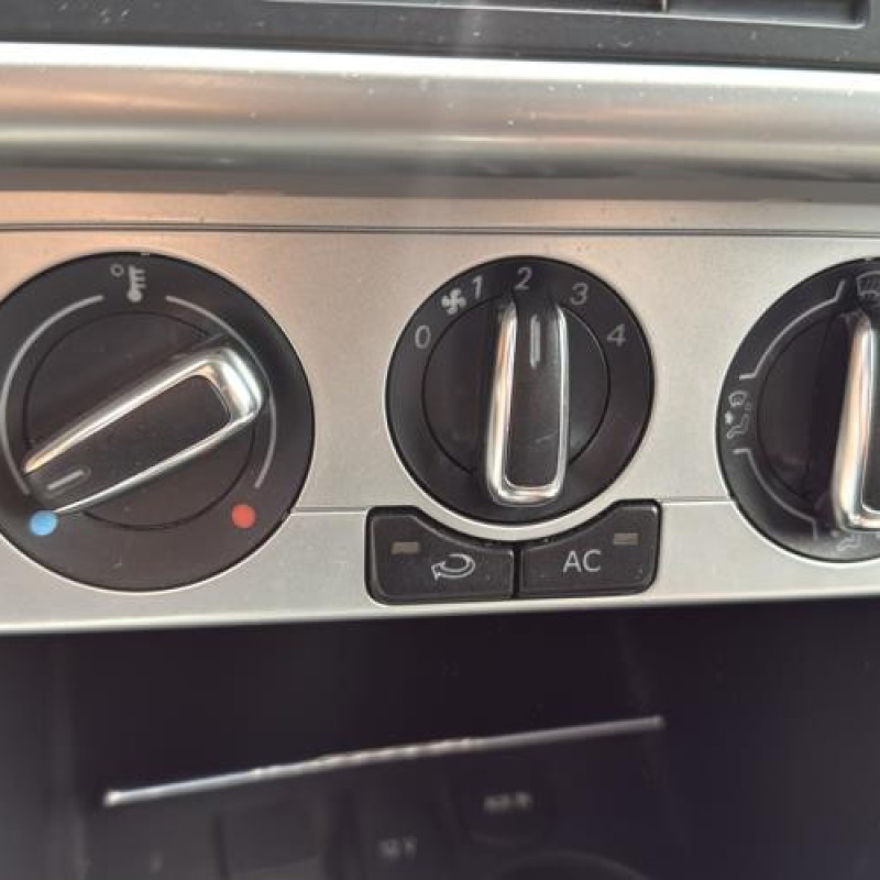 Pompe lave glace avant VOLKSWAGEN POLO 5 Photo n°16