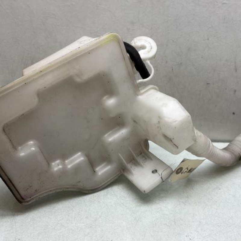 Vase de lave glace VOLKSWAGEN POLO 5 Photo n°3