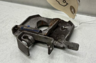 Fermeture de capot RENAULT CLIO 2