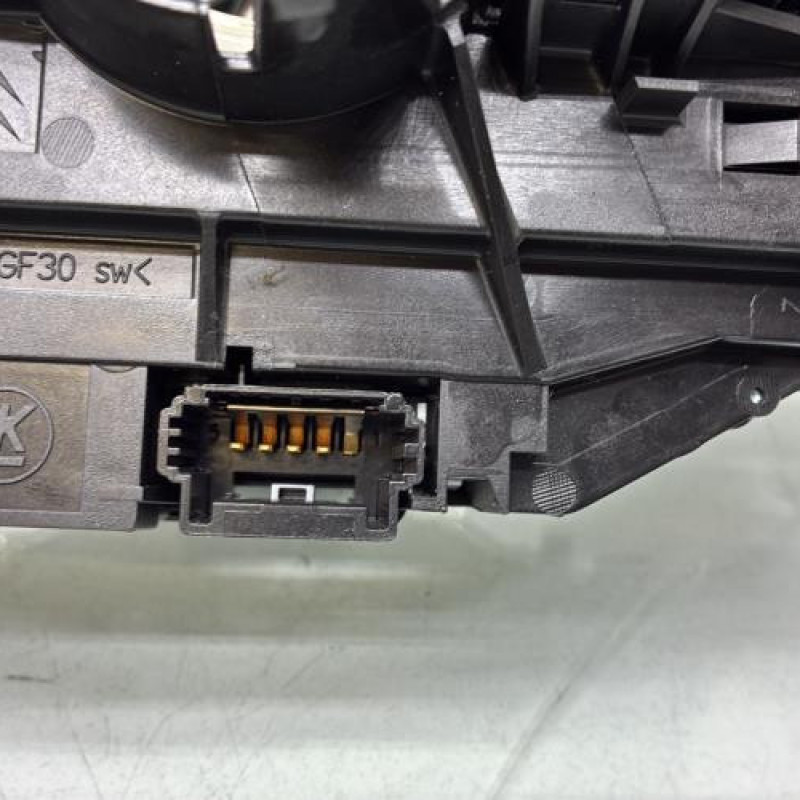 Com (Bloc Contacteur Tournant+Commodo Essuie Glace+Commodo Phare) CITROEN C3 2 Photo n°8