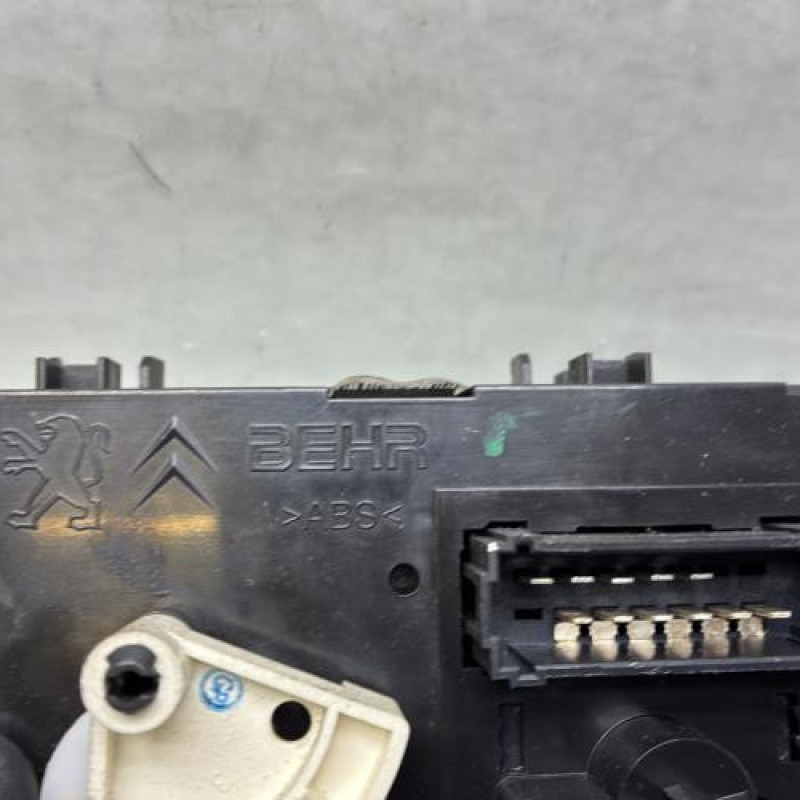 Commande chauffage CITROEN C3 2 Photo n°4