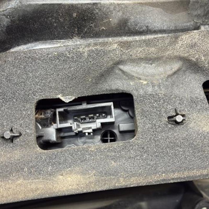 Feu arriere principal gauche (feux) RENAULT CLIO 2 Photo n°4