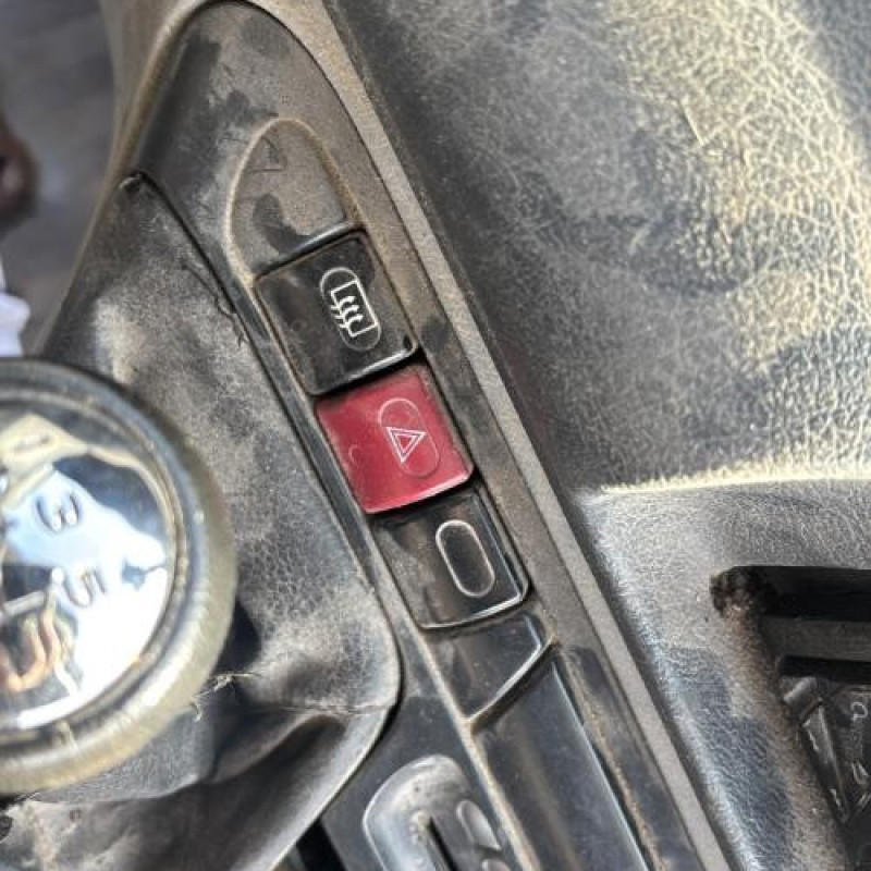 Serrure arriere droit CITROEN JUMPY 1 Photo n°18