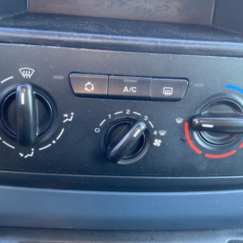 Leve vitre electrique avant gauche PEUGEOT PARTNER 2 Photo n°8