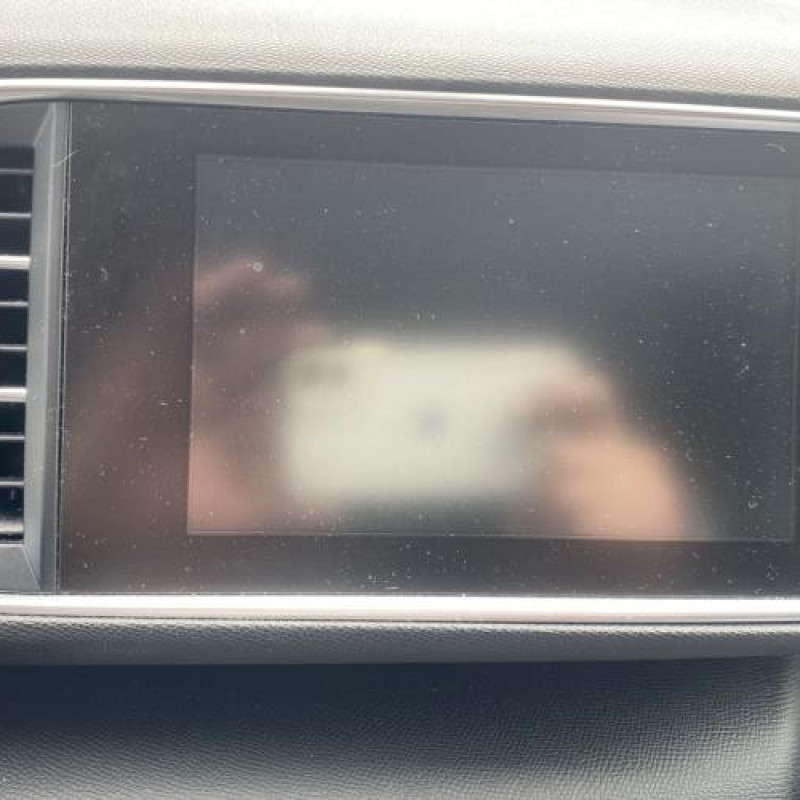 Boitier filtre a air PEUGEOT 308 2 SW Photo n°10