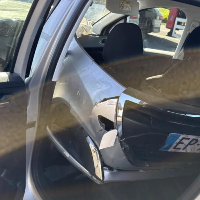 Boitier filtre a air PEUGEOT 208 1 Photo n°11