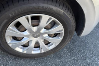 Boitier filtre a air PEUGEOT 208 1