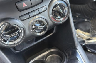 Boitier filtre a air PEUGEOT 208 1