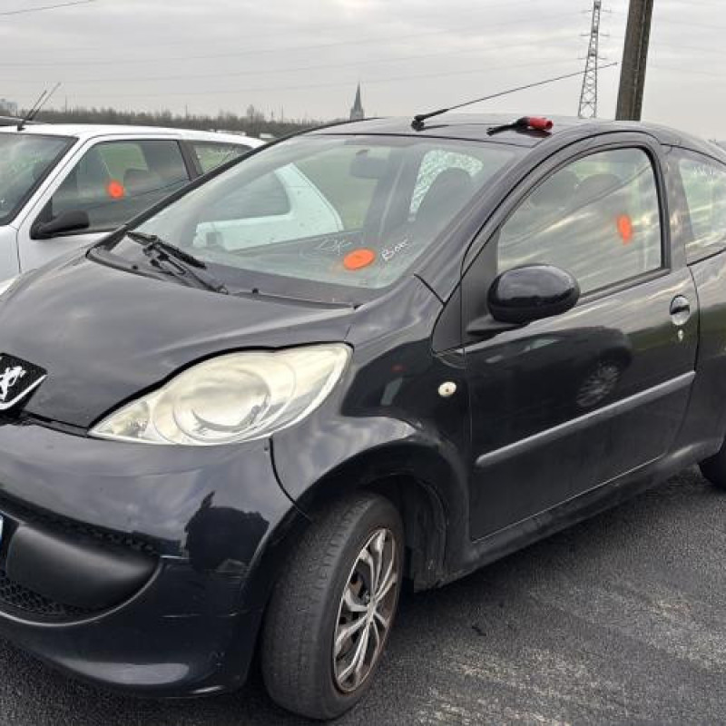 Renfort pare choc avant (traverse) PEUGEOT 107 Photo n°1