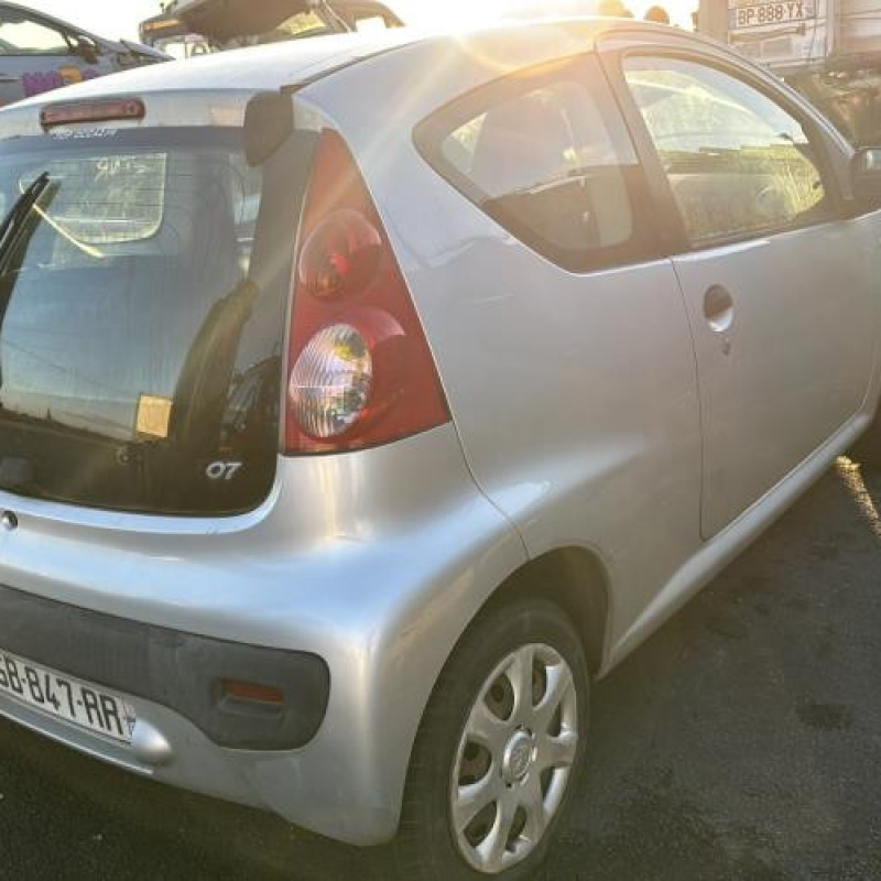 Traverse superieure PEUGEOT 107 Photo n°5