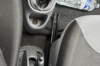 Pare soleil gauche PEUGEOT 107