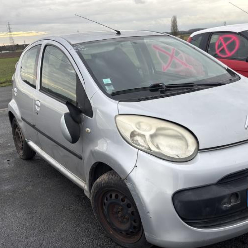 Vitre arriere gauche CITROEN C1 1 Photo n°3