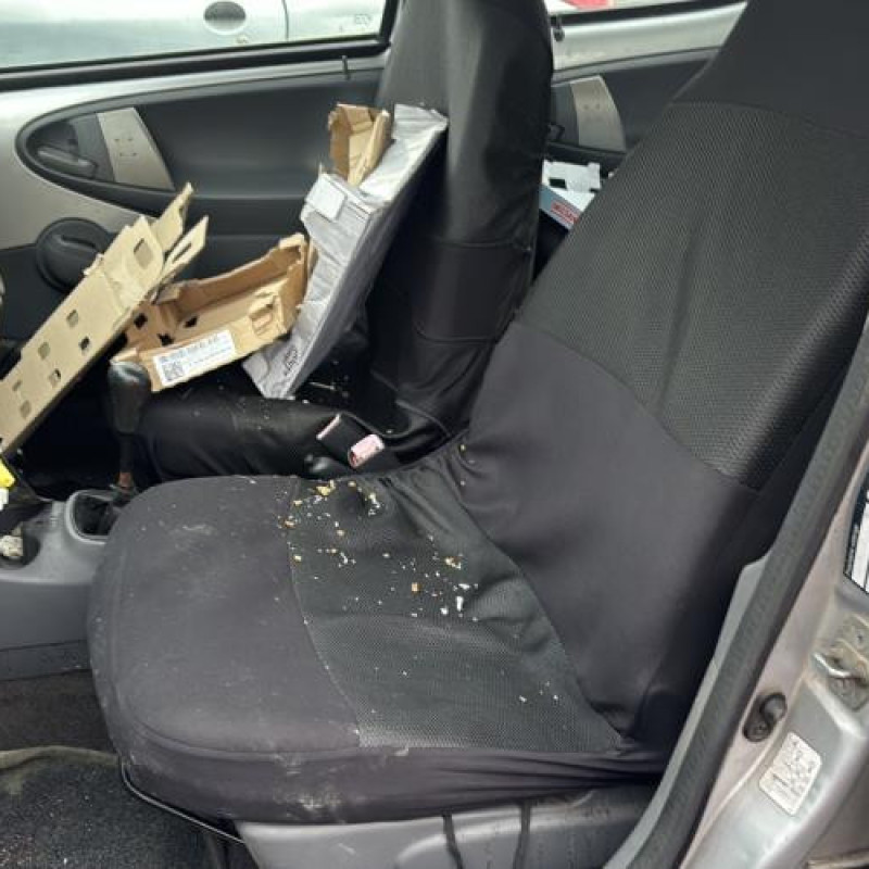 Vitre arriere gauche CITROEN C1 1 Photo n°12