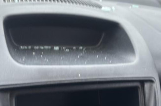 Traverse superieure PEUGEOT 107