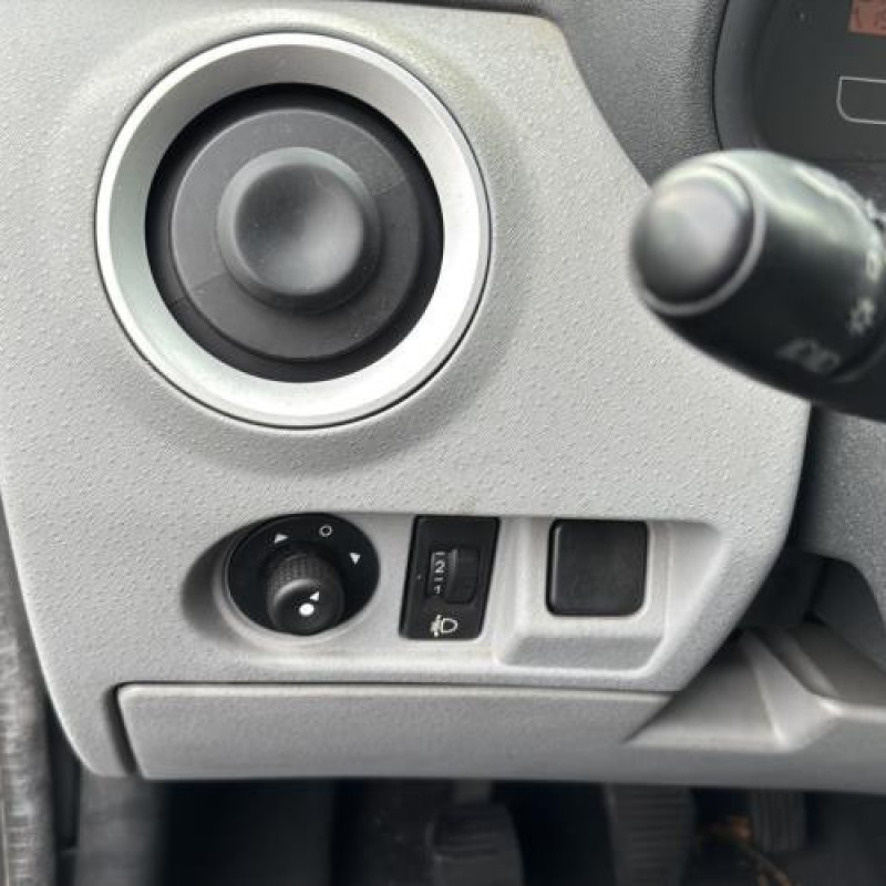 Pare soleil gauche CITROEN C3 1 Photo n°16