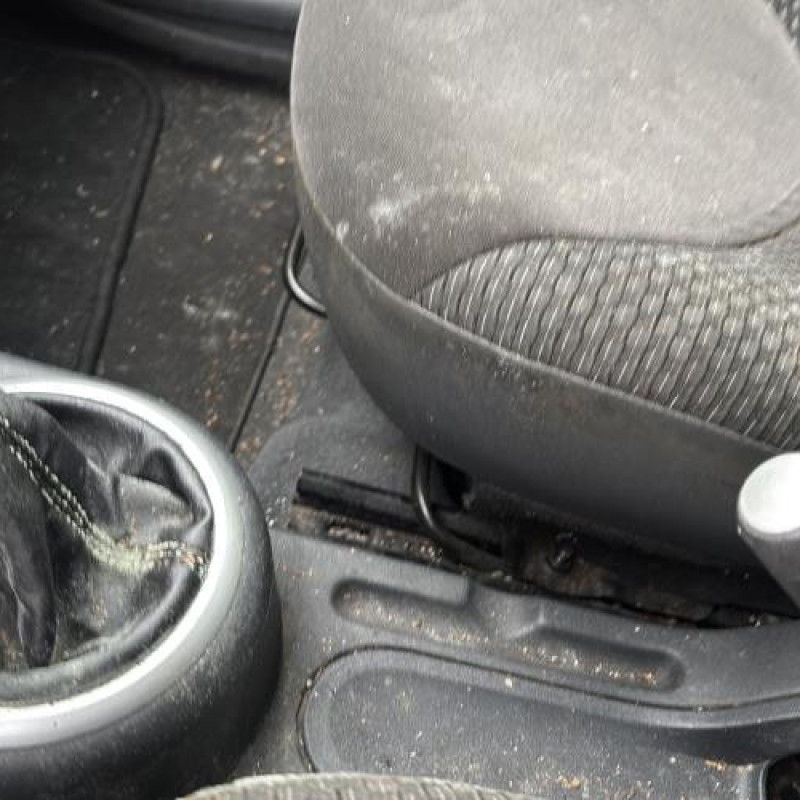 Pare soleil gauche CITROEN C2 Photo n°20