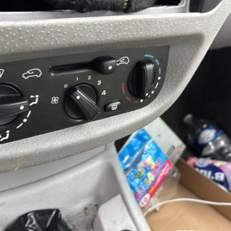 Pare soleil gauche CITROEN C3 1 Photo n°19