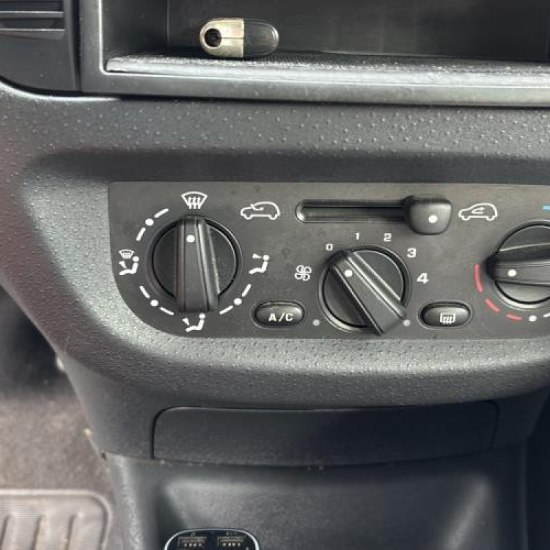 Pare soleil gauche CITROEN C2 Photo n°16