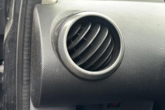 Vitre avant gauche PEUGEOT 107