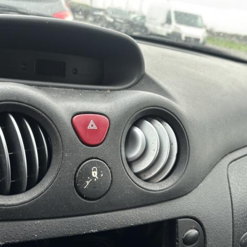 Pare soleil gauche CITROEN C2 Photo n°17