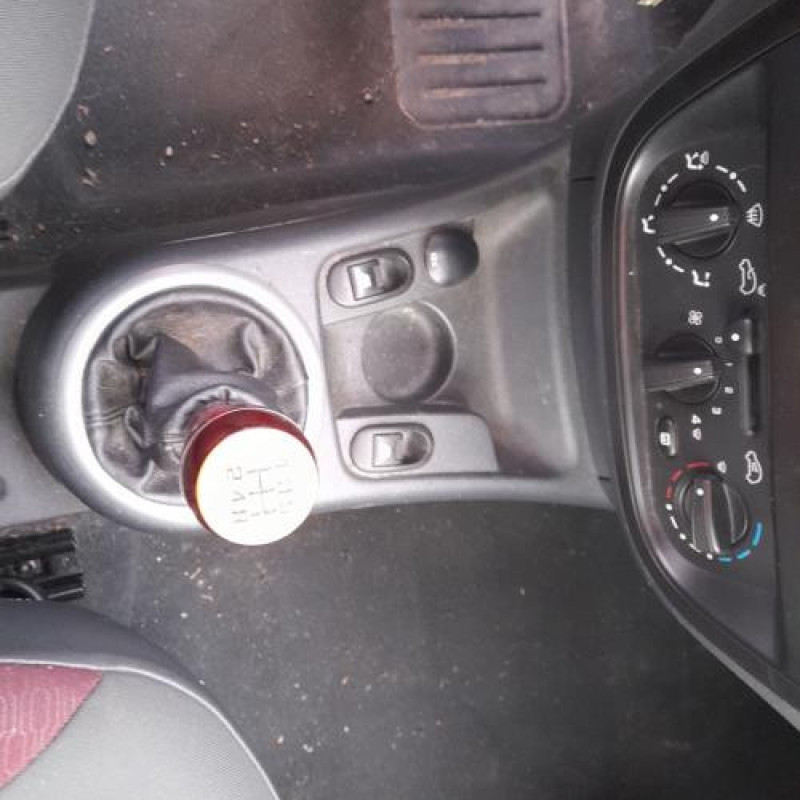 Pare soleil gauche CITROEN C2 Photo n°8