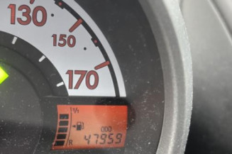 Traverse superieure PEUGEOT 107