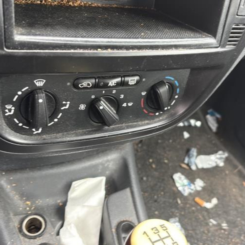 Pare soleil gauche CITROEN C2 Photo n°18